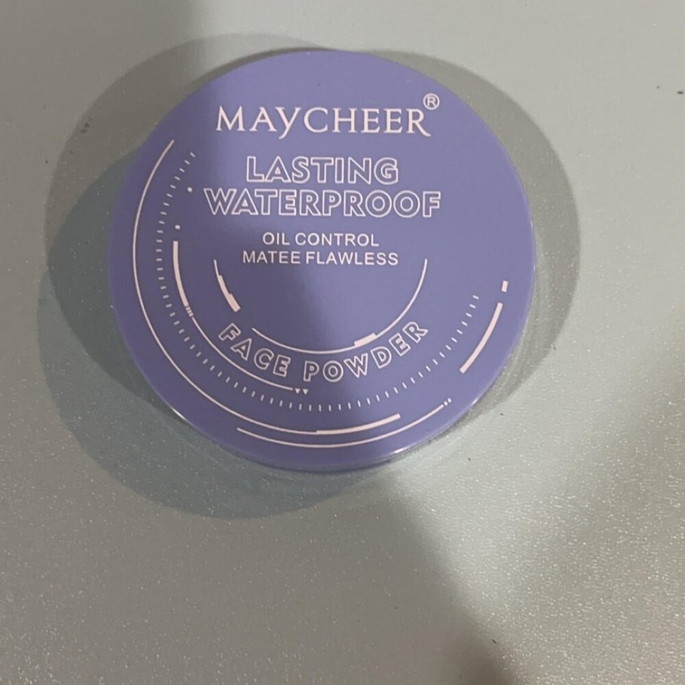 BRAND NEW Lasting Matte Flawless Face Powder